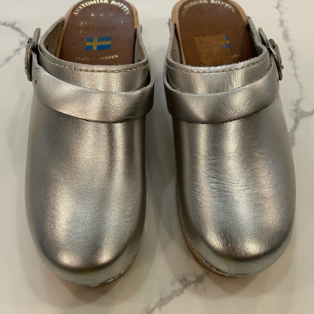 Kids Clogs